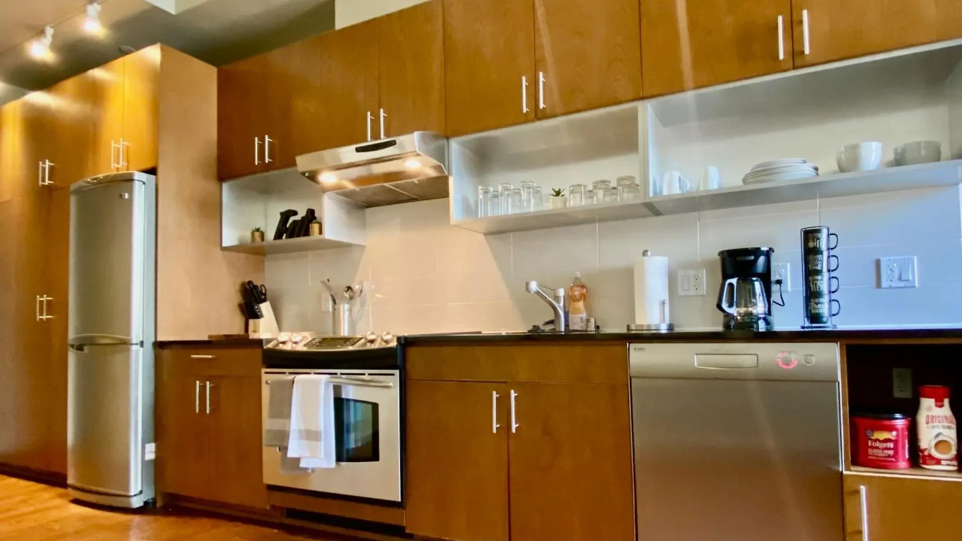 Apartment Charming Downtown Seattle Condo With Water Views United States